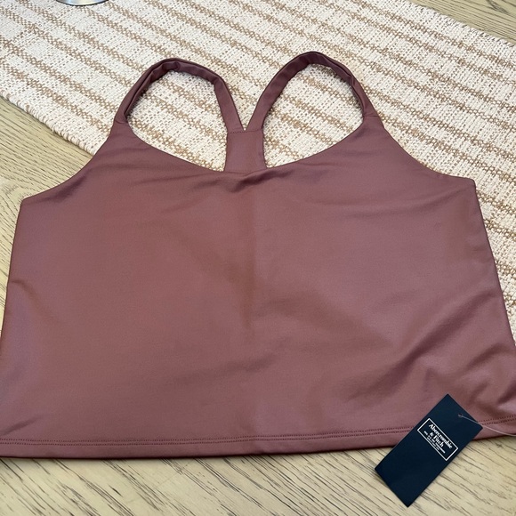 Brand new with tags Abercrombie and fitch active wear top - Picture 2 of 4